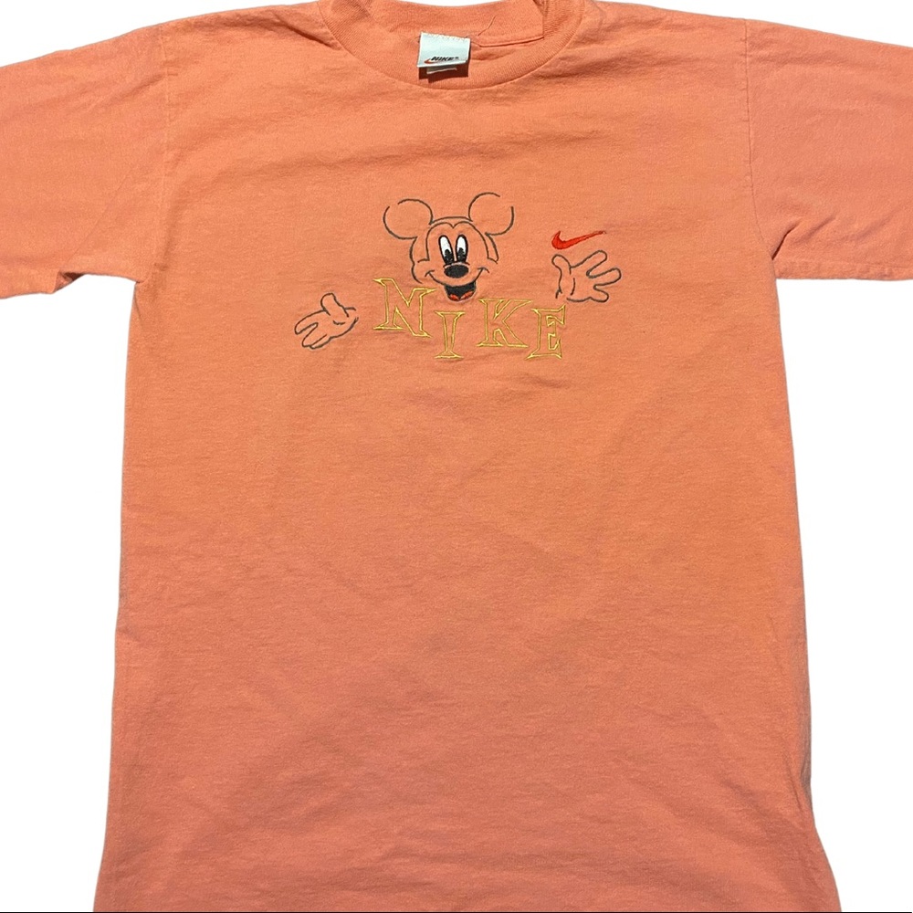 Rare vintage embroidered nike Mickey Mouse tee shirt